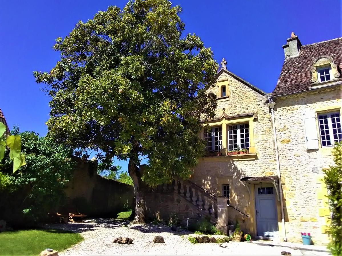 Rue Du Chateau Lalinde Exteriér fotografie