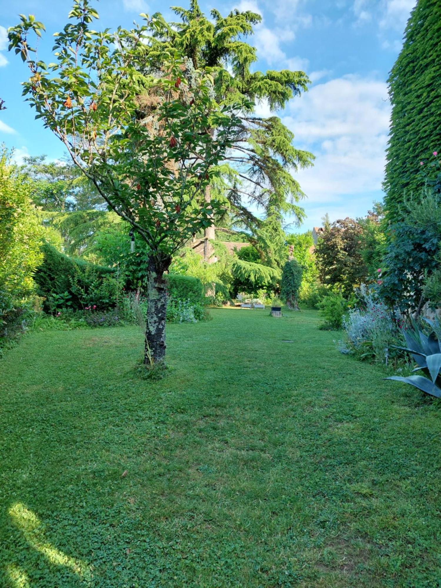 Rue Du Chateau Lalinde Exteriér fotografie